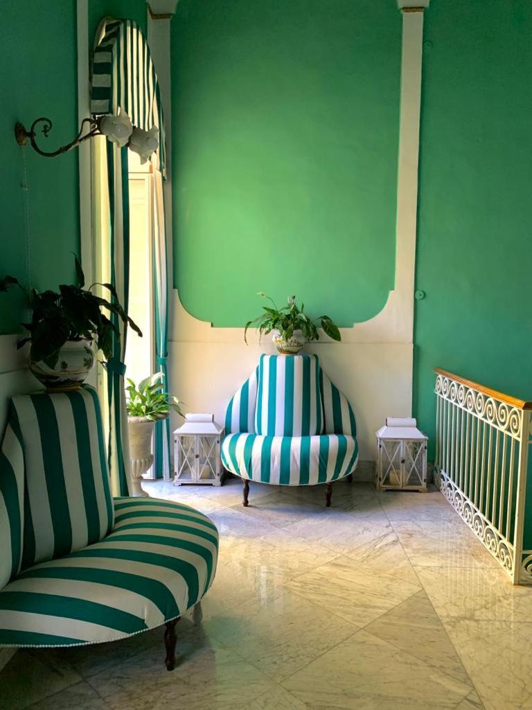 Palazzo Cherubini-Pools & Wellness Rossano Eksteriør billede