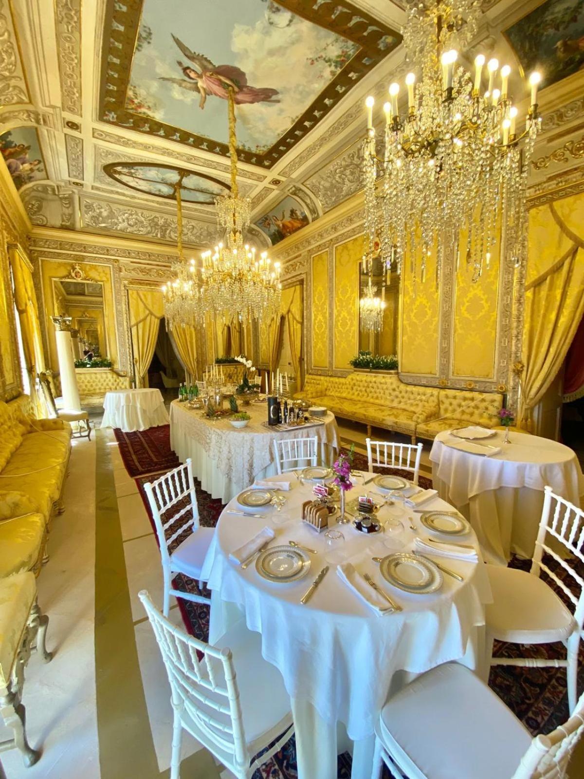 Palazzo Cherubini-Pools & Wellness Rossano Eksteriør billede
